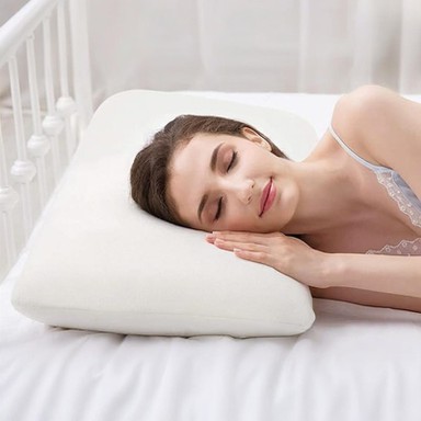 Fèm rache zòrye kim memwa